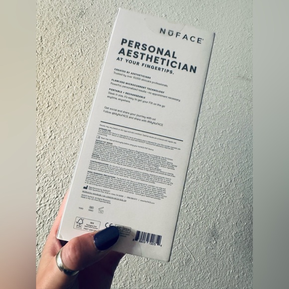 NuFace Line Smoothing Device - Picture 2 of 3